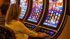 Sic Bo betting layout showing dice outcome combinations and payout zones